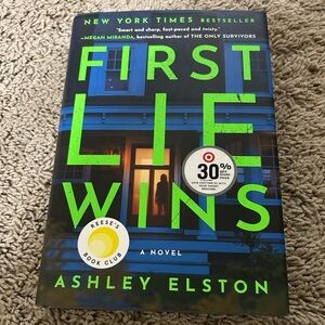 Reese Witherspoon book club book! Hardback and a bestseller!